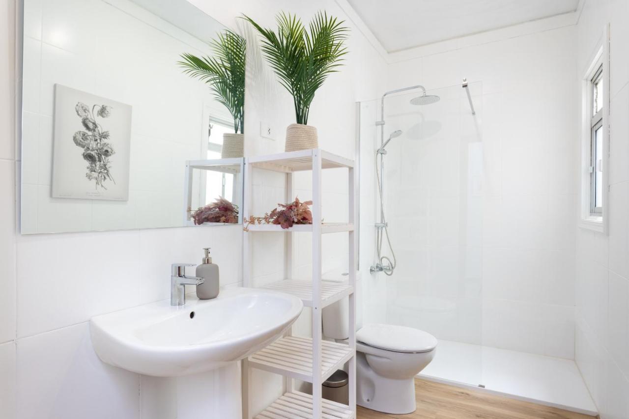 Eden Rentals 105 Surfy Stylish Bed&Coffee Room Granadilla De Abona Bagian luar foto